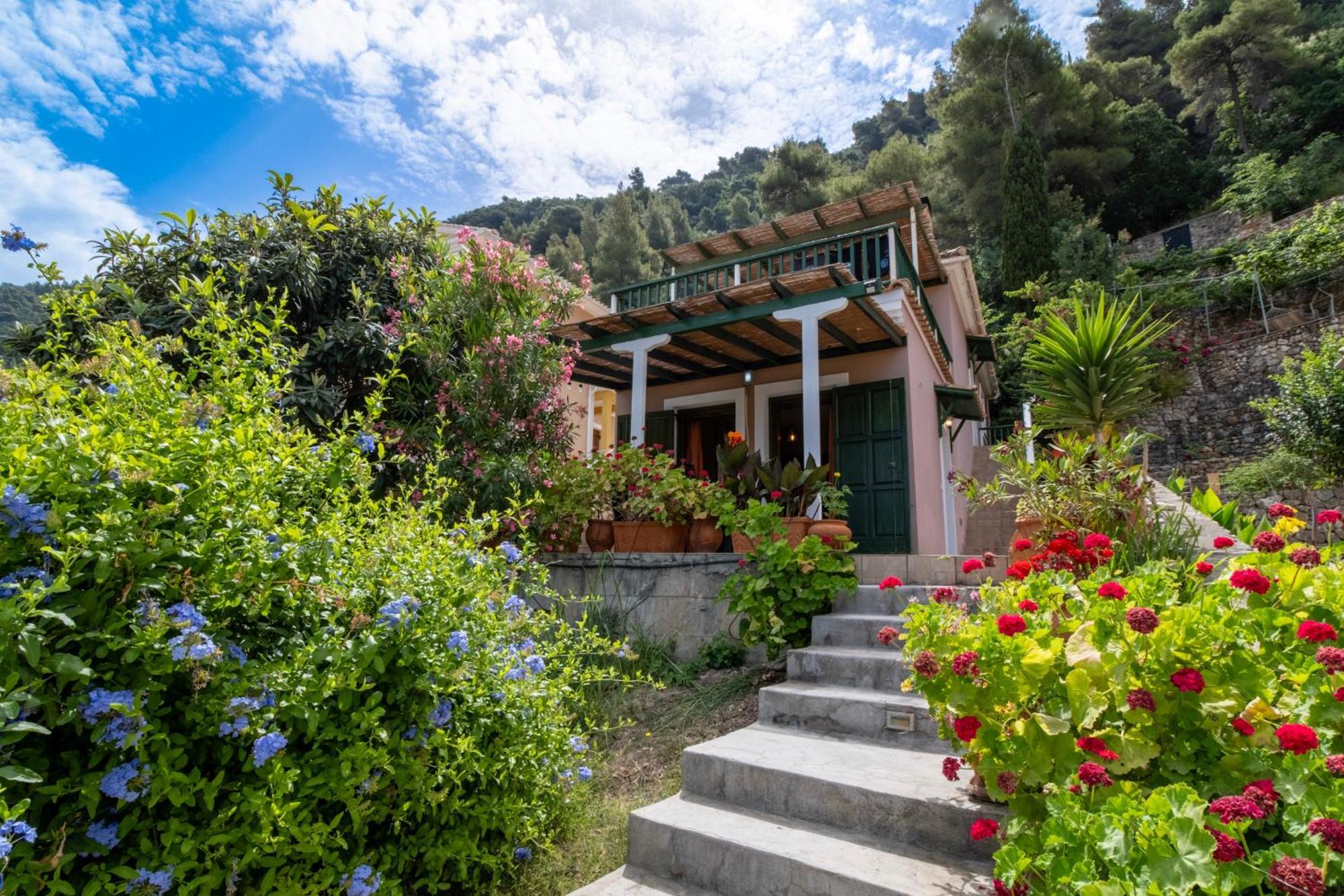 Theasea House Apartment Agios Nikitas Exterior photo